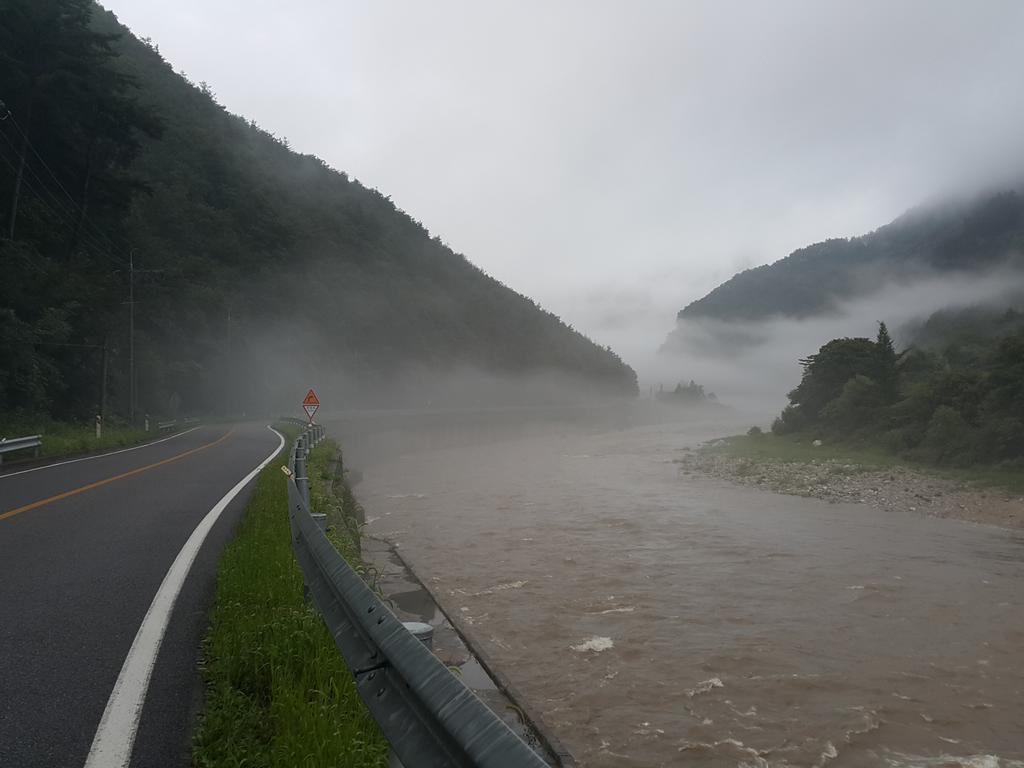 Pyeongchang River House Екстериор снимка